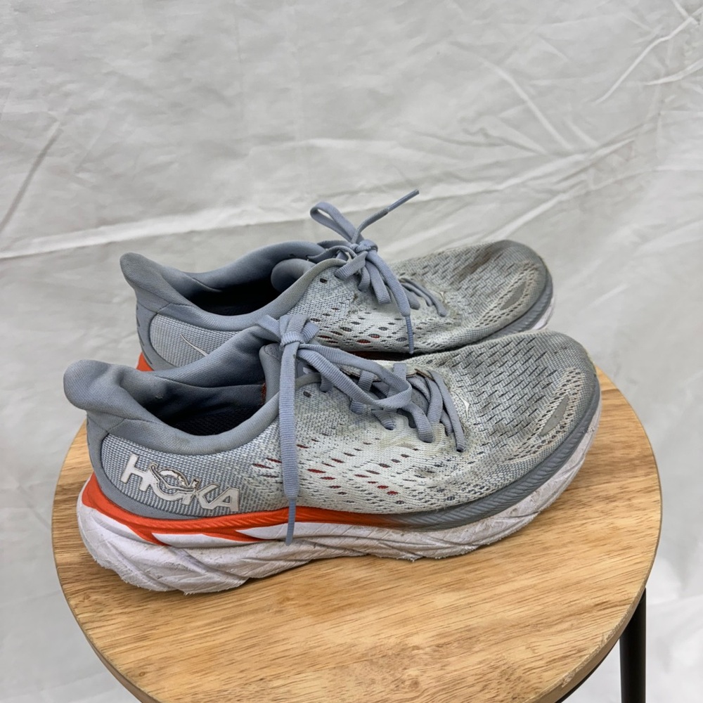 Hoka Clifton 8